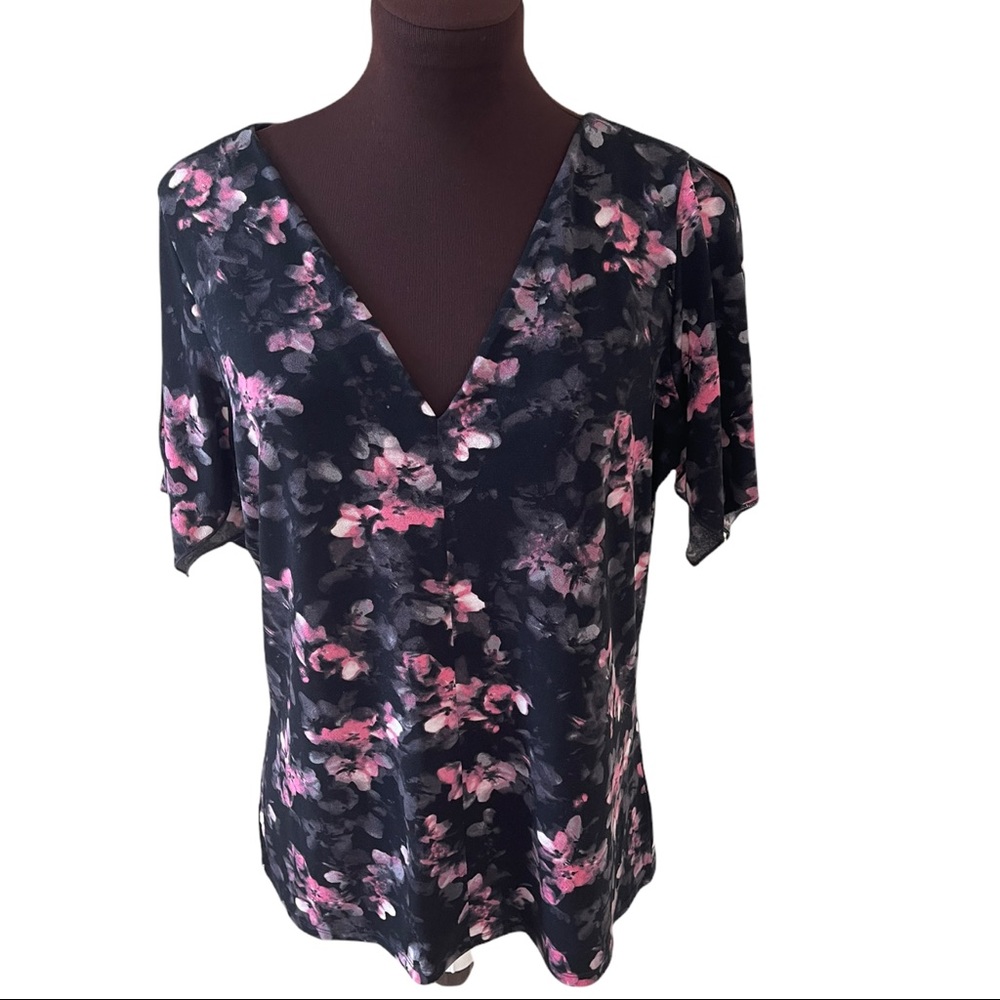 Tahari floral top